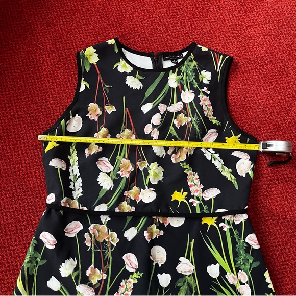 Victoria Backham for Target floral dress size large - Picture 9 of 9
